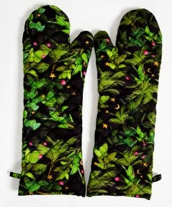 Cynthia Rowley Quilted Oven Mitts Home