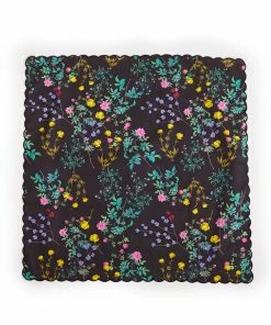 Cynthia Rowley Scallop Embroidered Edge Dinner Napkin